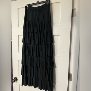 Dainty Jewell’s Ruffle Skirt - black